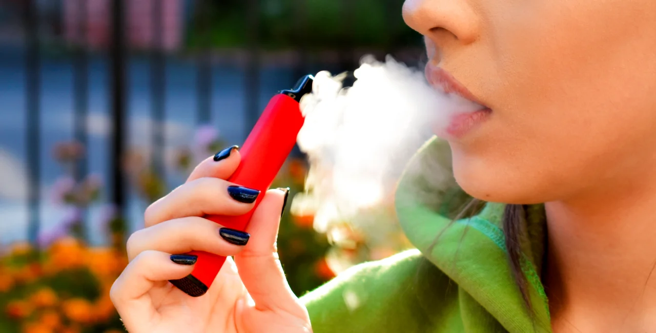 Amid rising nicotine use, Czechia grapples with ways to discourage smoking