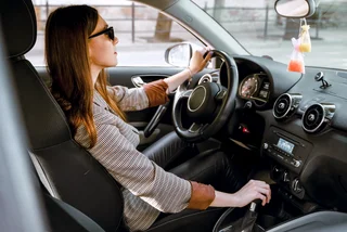 ASK AN EXPERT: How to get licensed to drive an automatic car in Czechia